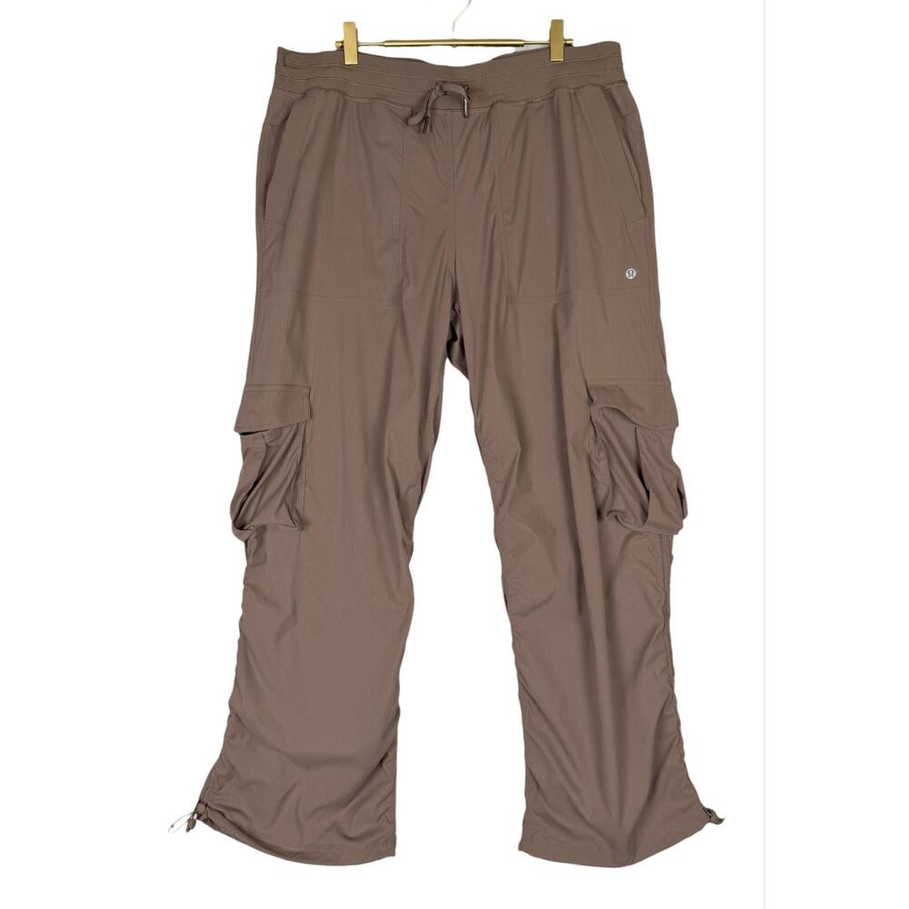 Lululemon Dance Studio Relaxed-Fit Mid-Rise Cargo Pant Taupetastic XL Athletic - Picture 8 of 12